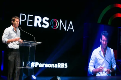  

PORTO ALEGRE, RS, BRASIL, 13-11-2017. Duda Melzer. Apresentação da Pesquisa Persona - Quem são e como Vivem os Gaúchos?, no Theatro São Pedro, elaborada pelo Grupo RBS, para representantes do mercado, acadêmicos, jornalistas etc. (FOTO ANDRÉA/AGÊNCIA RBS)
Indexador: Andrea Graiz