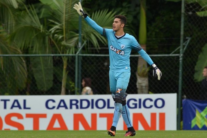 Gustavo Oliveira / Londrina