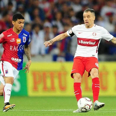 Inter enfrenta o Paraná na Arena da Baixada pela 28ª rodada da Série B do Brasileirão. Na foto, DAlessandro. (Foto: Ricardo Duarte/Inter, Divulgação)