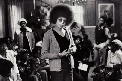 Documentário Libertem Angela Davis