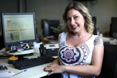  

PORTO ALEGRE, RS, BRASIL - Ana Karina Giacomelli, Editora da página do leitor de ZH.
Indexador: Jefferson Botega