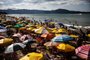  

FLORIANÓPOLIS, SC, BRASIL, 26-01-2016: Praia de Jurerê Internacional lotada neste domingo de carnaval em Florianópolis.