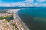  

Imagens de uma mancha no mar em Itapema, fotos aereas