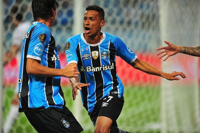 Regra da Fifa que vetou atletas do Grêmio já prejudicou Atlético-MG e Inter no Mundial