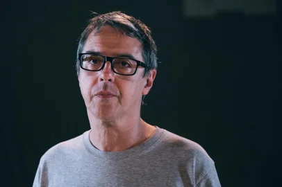  

PORTO ALEGRE, RS, BRASIL, 10/11/2017 : Artista e escritor Nuno Ramos no Teatro Renascença. (Omar Freitas/Agência RBS)
Indexador: Omar Freitas