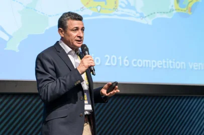 Ex-atleta olímpico de atletismo e campeão pan-americano nos 800m e 1500m em Caracas 1983, Agberto Guimarães foi anunciado nesta terça-feira, dia 4, como o novo diretor executivo de Esportes do Comitê Olímpico do Brasil (COB). Aos 59 anos, Agberto volta ao COB após ter exercido a função de diretor executivo de Esportes e Integração Paralímpica do Comitê Organizador dos Jogos Olímpicos Rio 2016. Como atleta, disputou três Jogos Olímpicos no atletismo (Moscou 1980, Los Angeles 1984 e Seul 1988) e alcançou a quarta colocação nos 800m rasos em Moscou 1980. 