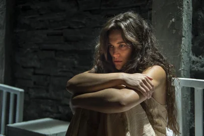 o outro lado do paraíso, Clara  (Bianca Bin) 