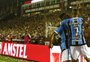 Ouça os gols e os minutos finais do título da Libertadores do Grêmio