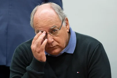  Ex-diretor de serviços, Renato Duque depõe na CPI da Petrobras da Câmara dos Deputados em Brasília.