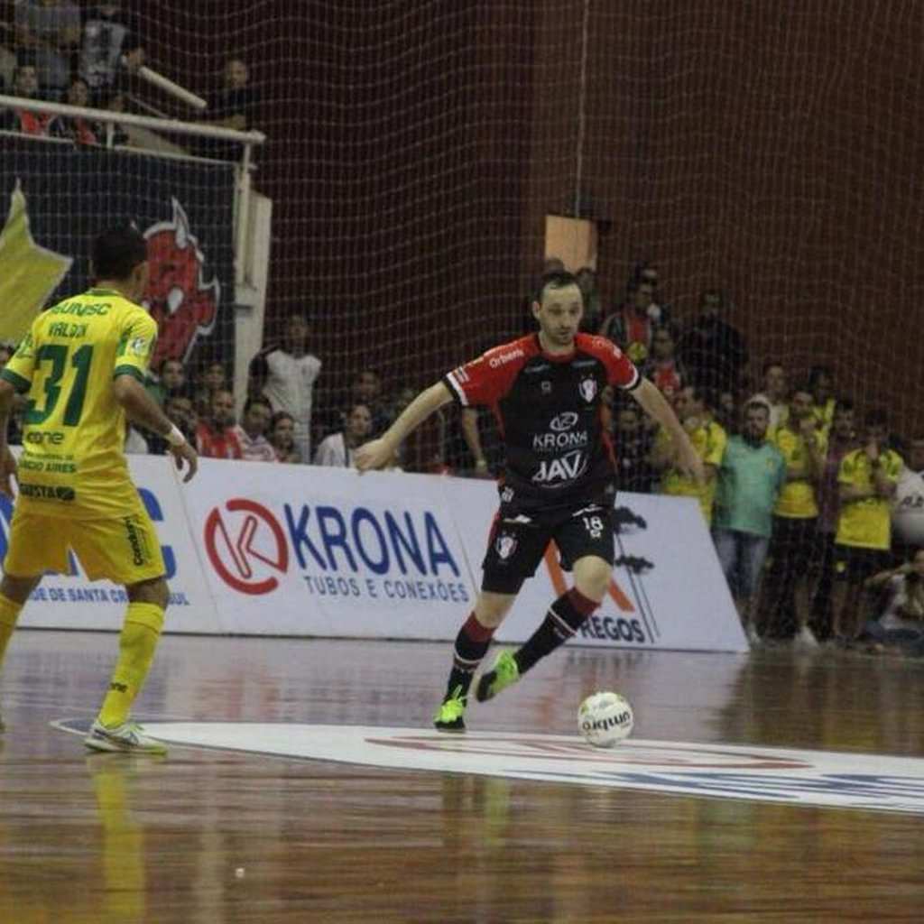 Assoeva bate Joinville nos pênaltis e vai à semifinal da Liga Futsal - ESPN