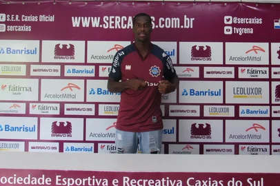 Ramon, atacante do Caxias