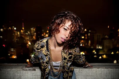 Cantora Flora Matos, que faz show em Porto Alegre no dia 4 de agosto de 2017