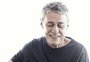 Em show, Chico Buarque fala sobre xingamentos que recebe nas ruas