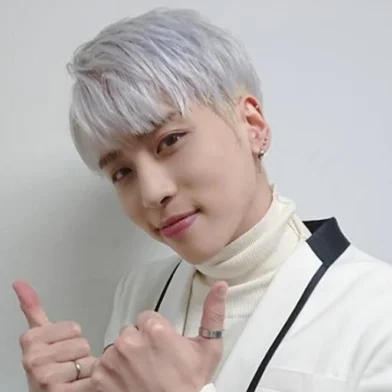 Morre vocalista da banda sul coreana Shinee