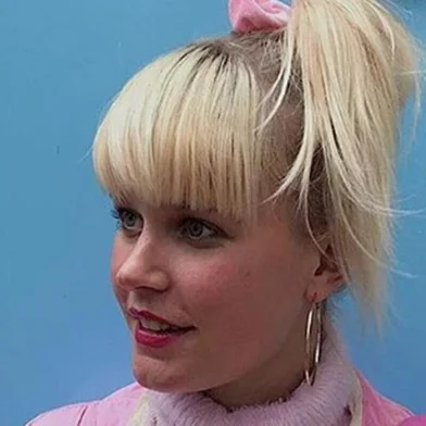 Cécile Loreen é uma modelo holandesa que chamou muita atenção pela semelhança com a brasileira Xuxa