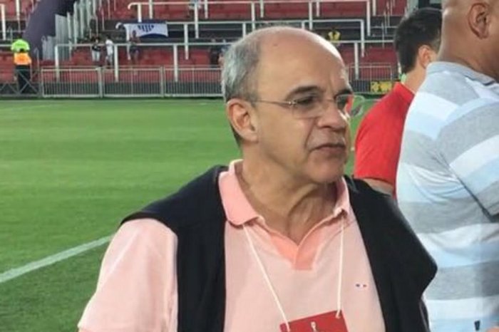 Por que o Flamengo segue zerado na busca por reforços ?