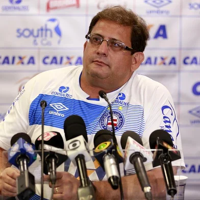 Guto Ferreira, Bahia