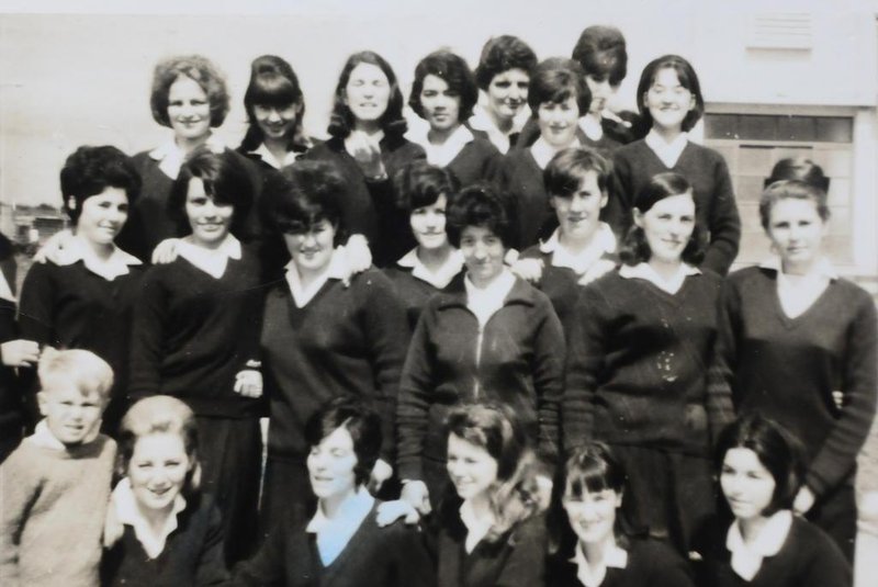  CAXIAS DO SUL, RS, BRASIL (26/12/2017). Escola Normal Duque de Caxias em 19667. A professora Lourdes Maria Pezzi relata a formatura de professores em dezembro de 1967. (Roni Rigon/Pioneiro).