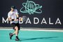 Andy Murray of Great Britain takes part in a tennis practise session in Abu Dhabi prior to heading to compete in the Australian Open in January, on December 28, 2017, on the sidelines of the Mubadala World Tennis Championship. / AFP PHOTO / NEZAR BALOUT