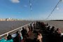  PORTO ALEGRE, RS, BRASIL - 2017.08.11 - Cinco jeitos de apreciar o Guaíba. Na foto: Vista de Porto Alegre desde o barco Cisne Branco, navegando pelas águas do Guaíba. (Foto: ANDRÉ ÁVILA/ Agência RBS)