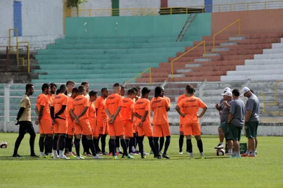 VERANÓPOLIS, RS, BRASIL, 09/01/2018 - Reapresentação do Veranópolis.  NA FOTO: técnico Julinho Camargo. (Marcelo Casagrande/Agência RBS)