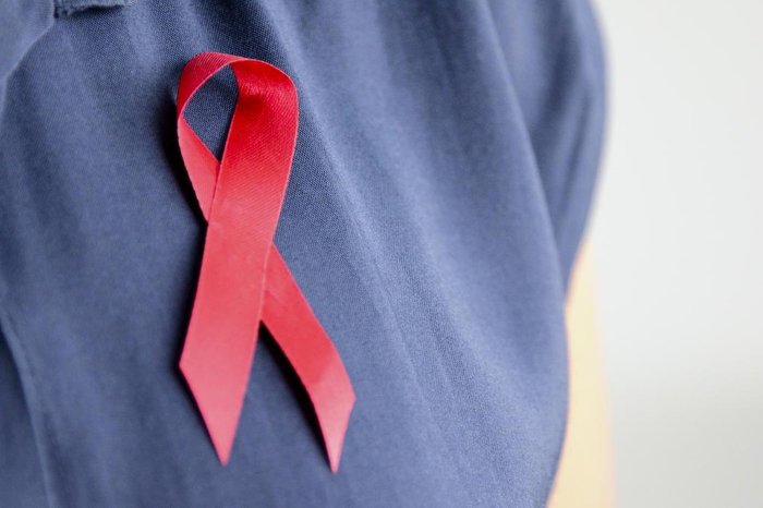 Red Ribbon / WORLD BANK / Creative Commons