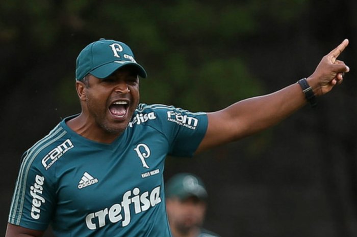 Resultado de imagem para treino palmeiras roger machado