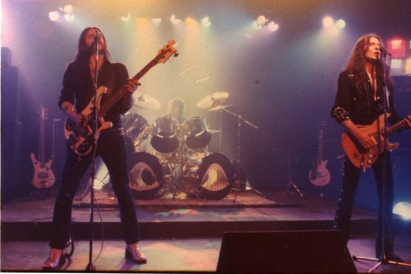 Ogrupo Motörhead em sua formação clássica: Lemmy Kilminster, Philty Animal Taylor e Fast Eddie Clarke.