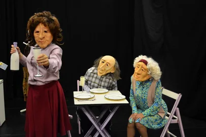 Trompim Teatro encena Passagem para Dois