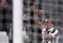 Douglas Costa recusa proposta do PSG: "Quero permanecer na Juventus"