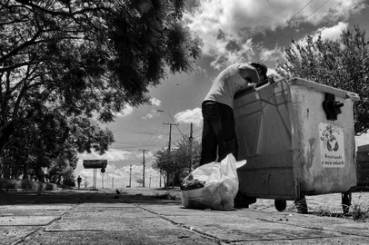  CAXIAS DO SUL, RS. BRASIL, 19/01/2018 - O morador de rua William Ramos Machado, 38 anos, fala das dificuldades da vida. (Marcelo Casagrande/Agência RBS)Indexador: DIOGO SALLABERRY                