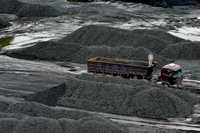  MINAS DO LEÃO, RS, BRASIL - 15-07-2015 - Companhia Riograndense de Mineração (CRM) - mina de carvão localizada no município de Minas do Leão. CRM é uma das empresas do Estado com possibilidade de integrar programa de privatização do governo Sartori (FOTO: JÚLIO CORDEIRO/AGÊNCIA RBS) **MATÉRIA ESPECIAL**