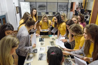 Arquivo Histórico Municipal recebe candidatas a rainha da Festa da Uva 2019