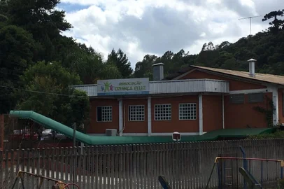 Associação Criança Feliz