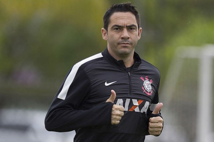 VOCÊ VIU? Chicão será coordenador de integração da base, com Augusto Melo