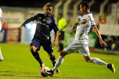  VERANÓPOLIS, RS, BRASIL 12/02/2018Veranópolis x SER Caxias, jogo válido pela 4ª rodada do Gauchão 2018 disputado no estádio Antônio Davi Farina. (Felipe Nyland/Agência RBS)