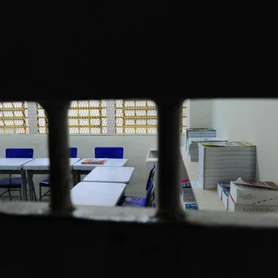  CAXIAS DO SUL, RS, BRASIL  (12/02/2018). Ambiente do Case. Thiago Alexandre Daher Barbosa da Silva, diretor do case, mostra as melhorias para acolher com humanidade menores infratores. (Roni Rigon/Pioneiro).
