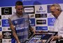 Luan é homenageado pelo Grêmio e projeta final da Recopa
