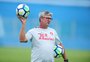 Odair admite pressão em jogo único: "Vira uma final"
