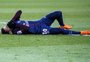 Cirurgia em pé direito de Neymar é bem-sucedida 