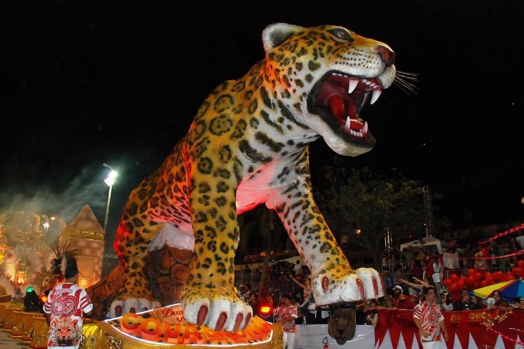 Uruguaiana abre Carnaval fora de época GZH