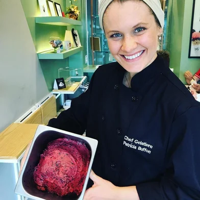 Chef gelatiere da Così Gelato de Bento, Patrícia Buffon