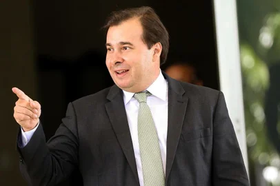  O presidente da camara dos Deputados, Rodrigo Maia, depois da reunião com a presidente do Supremo Tribunal Federal, Carmen Lucia , fala a  imprensa (Marcelo Camargo/Agencia brasilIndexador: Marcelo Camargo/AgÃ¿Âªncia Brasi