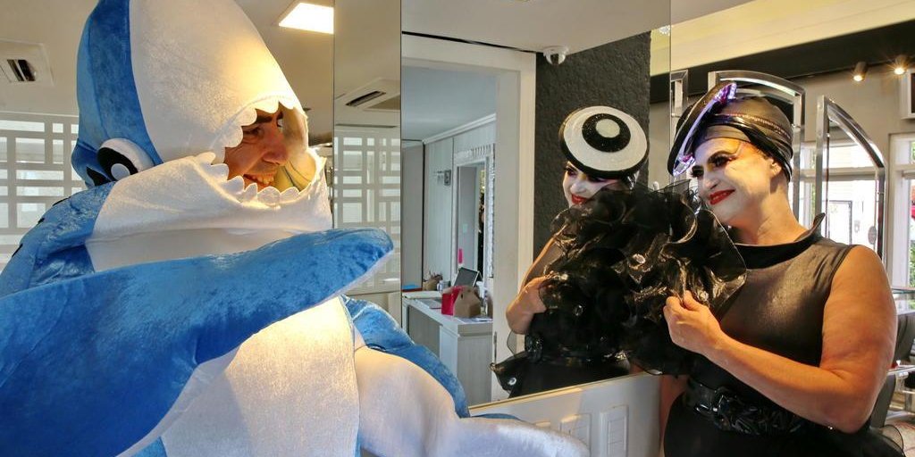 Você pode comprar uma fantasia de tubarão da Katy Perry por 400 reais -  TecMundo