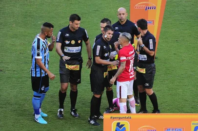  PORTO ALEGRE, RS, BRASIL - 11/03/2018 - Inter recebe o Grêmio no estádio Beira-Rio pelo Gauchão de 2018. (André Ávila/Agência RBS)