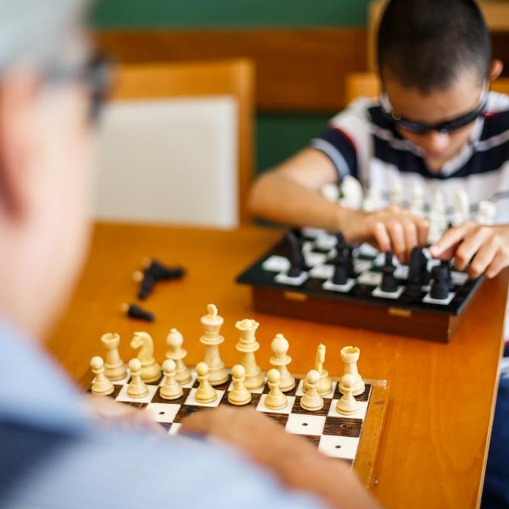 Como posso jogar com um amigo? - Chess.com Suporte e Perguntas Frequentes