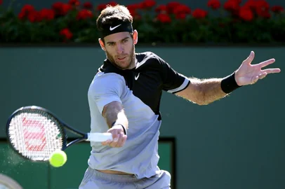INDIAN WELLS, CA - MARCH 16: Juan Martin Del Potro of Argentina hits a forehand in his quarterfinal win over Philipp Kohlschreiber of Germany during the BNP Paribas Open at the Indian Wells Tennis Garden on March 16, 2018 in Indian Wells, California.   Harry How/Getty Images/AFP