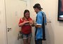 Gremista pede colorada em casamento no intervalo do Gre-Nal 414