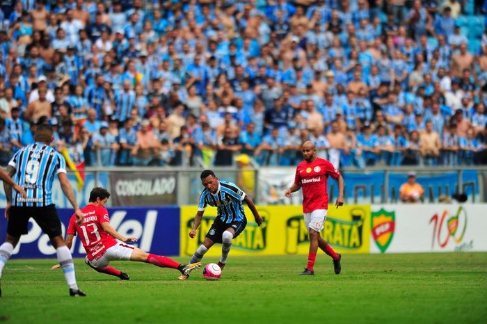 Espelhar o esquema tático do Grêmio poderá colocar o Inter em apuros