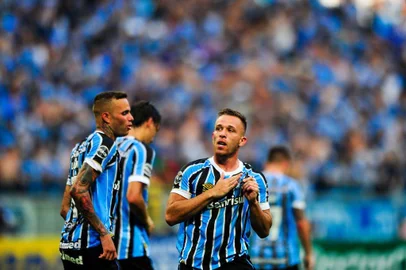  PORTO ALEGRE, RS, BRASIL, 18.03.2018. Inter e Grêmio disputam Gre-Nal 414 no estádio Arena e válido pela semifinal do Campeonato Gaúcho 2018. (ANDERSON FETTER/AGÊNCIA RBS)